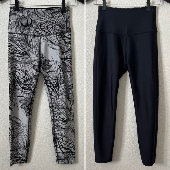 Beyond Yoga Flip It And Reverse It Legging Reversible Black gray Lotus print - Picture 1 of 6